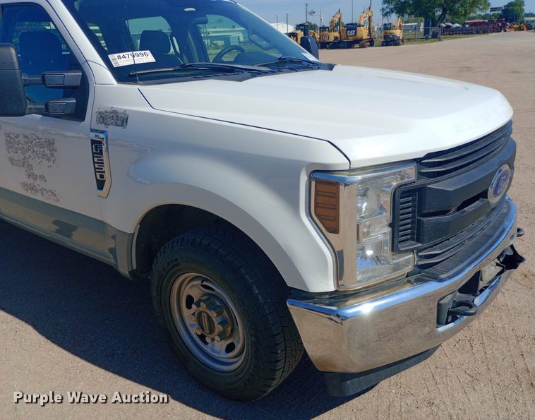 image for item DQ7164 2019 Ford F250 Super Duty Crew Cab pickup truck