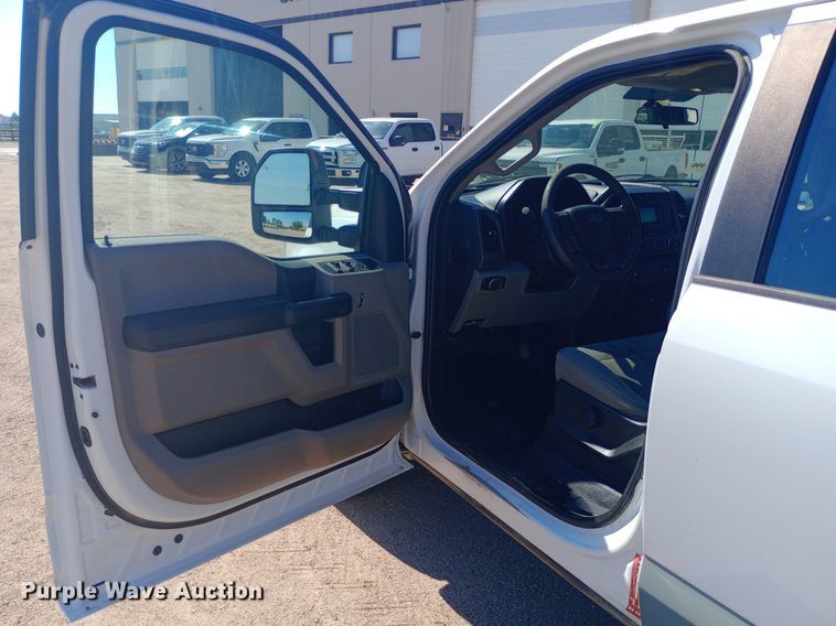 image for item DQ7164 2019 Ford F250 Super Duty Crew Cab pickup truck