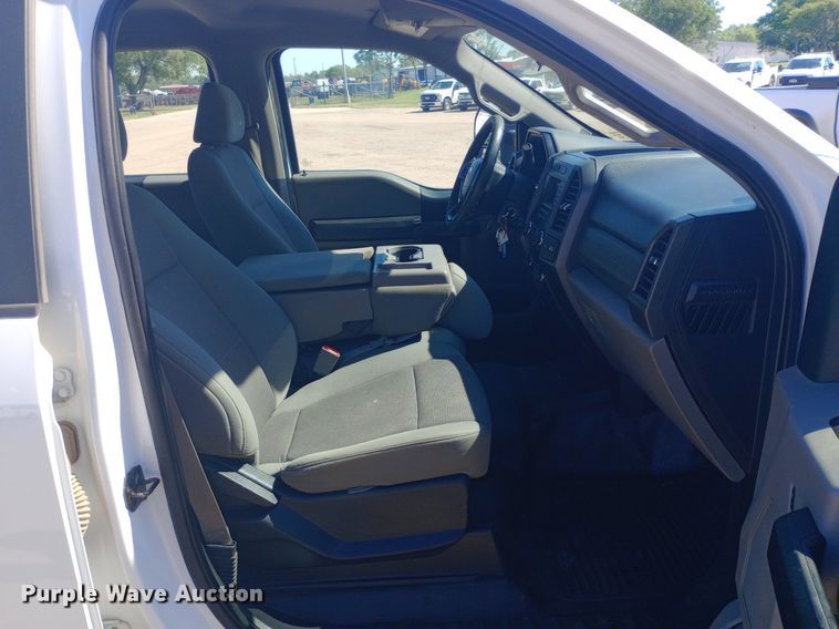 image for item DQ7164 2019 Ford F250 Super Duty Crew Cab pickup truck