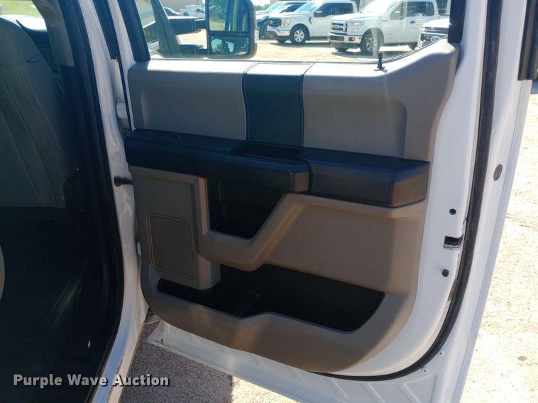 image for item DQ7164 2019 Ford F250 Super Duty Crew Cab pickup truck