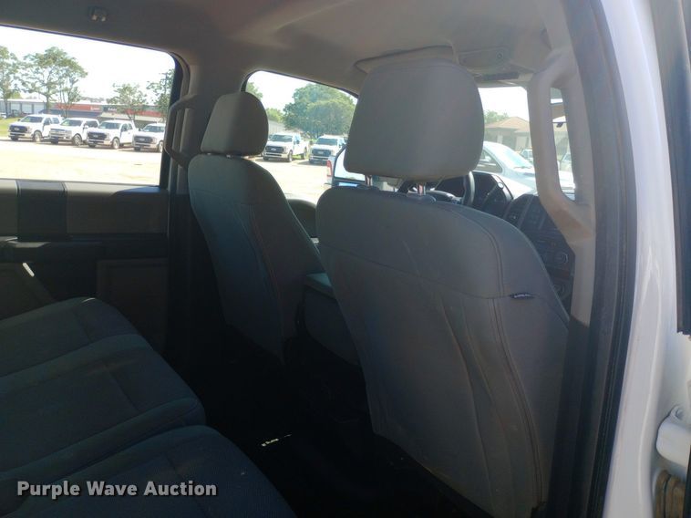 image for item DQ7164 2019 Ford F250 Super Duty Crew Cab pickup truck