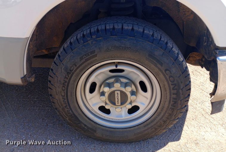 image for item DQ7164 2019 Ford F250 Super Duty Crew Cab pickup truck