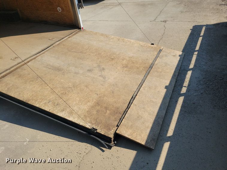 image for item DR4320 2017 Look EWLF enclosed cargo trailer