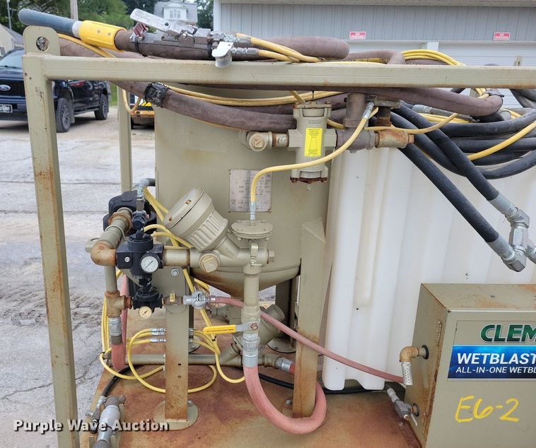 image for item DR4358 2015 Clemco Wetblast Flex sandblaster