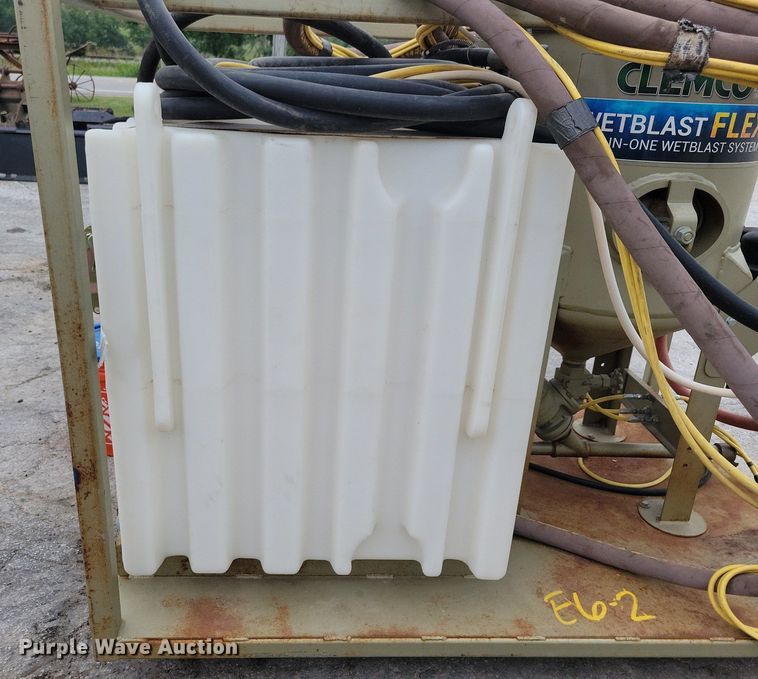 image for item DR4358 2015 Clemco Wetblast Flex sandblaster