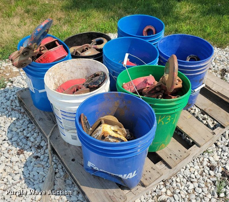 image for item DR4375 (8) Weitz chain hoists