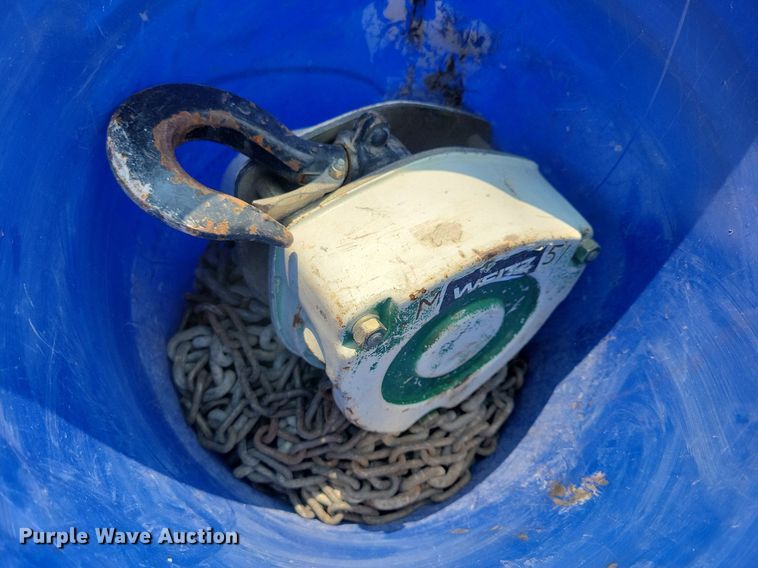 image for item DR4375 (8) Weitz chain hoists