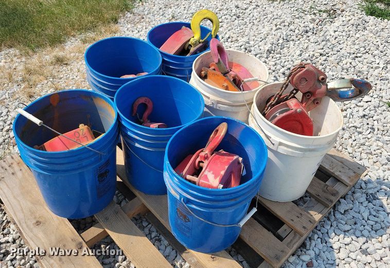 image for item DR4376 (7) Little Mule chain hoists