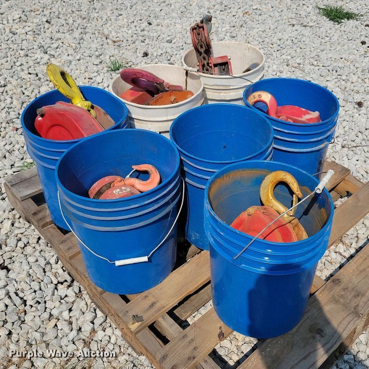 image for item DR4376 (7) Little Mule chain hoists