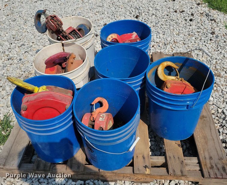 image for item DR4376 (7) Little Mule chain hoists