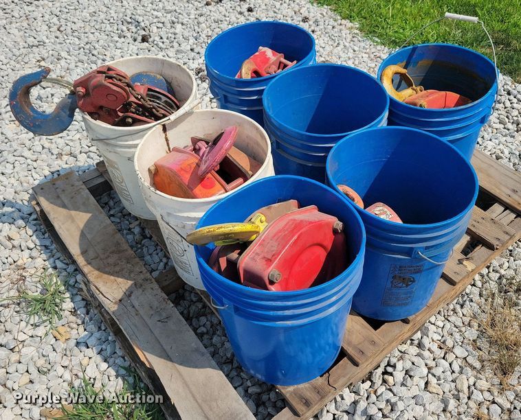 image for item DR4376 (7) Little Mule chain hoists