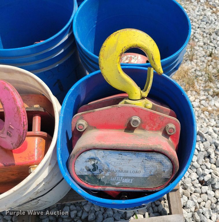 image for item DR4376 (7) Little Mule chain hoists