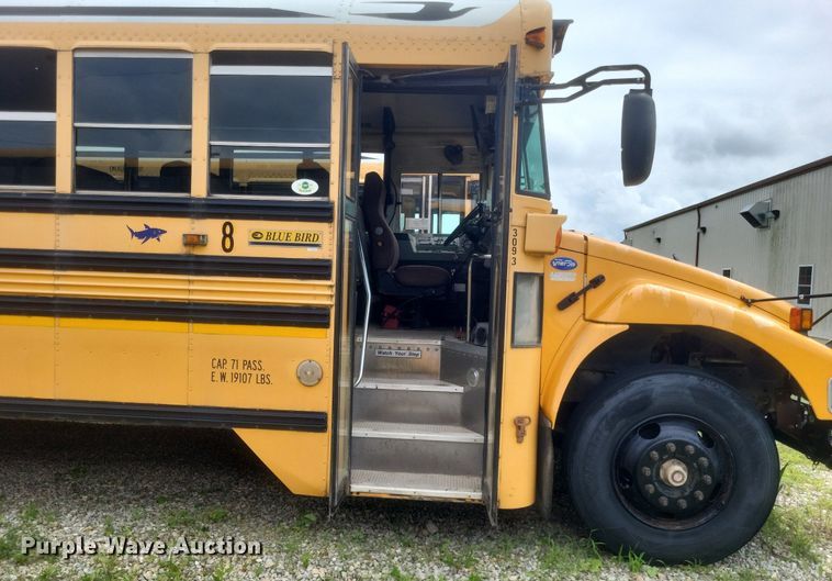 image for item DR4885 2007 Bluebird Vision school bus
