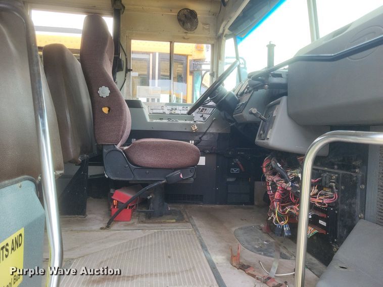 image for item DR4885 2007 Bluebird Vision school bus