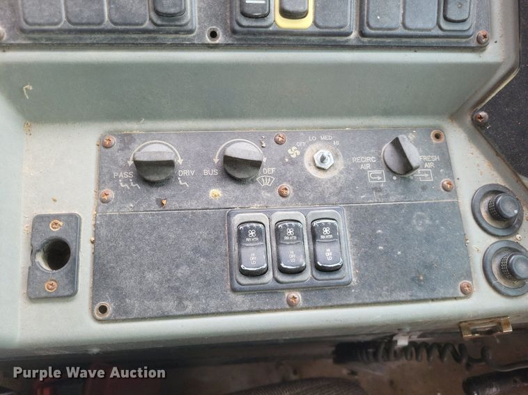 image for item DR4885 2007 Bluebird Vision school bus