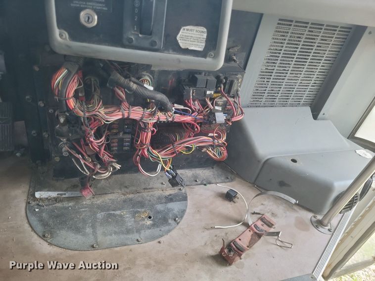 image for item DR4885 2007 Bluebird Vision school bus