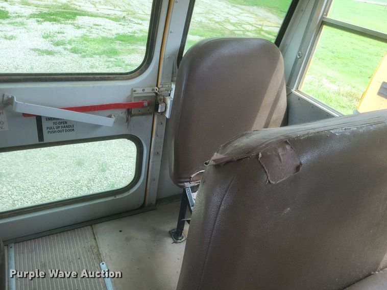 image for item DR4885 2007 Bluebird Vision school bus