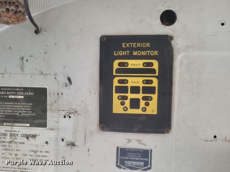 image for item DR4885 2007 Bluebird Vision school bus