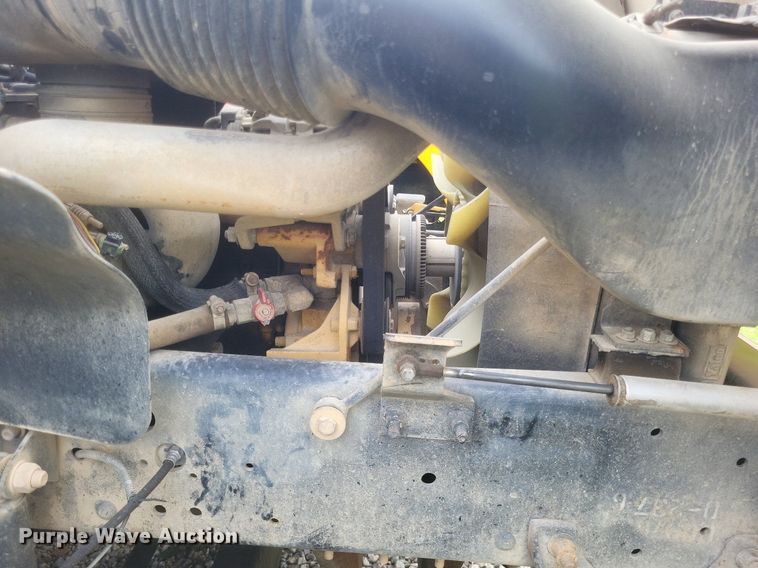 image for item DR4885 2007 Bluebird Vision school bus