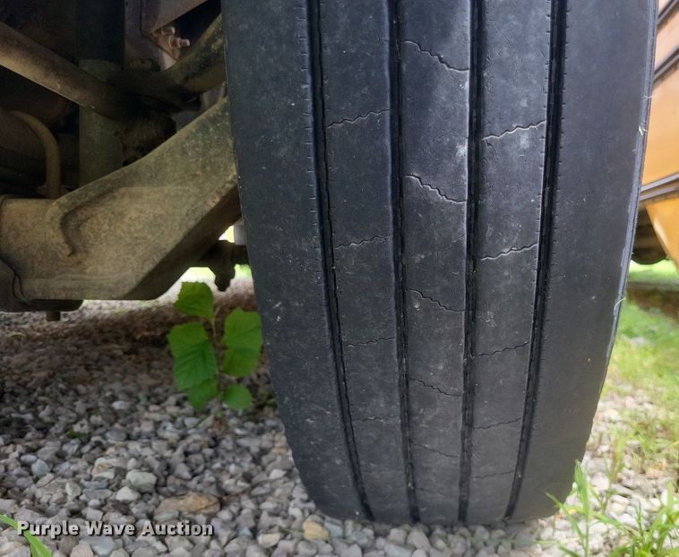 image for item DR4885 2007 Bluebird Vision school bus