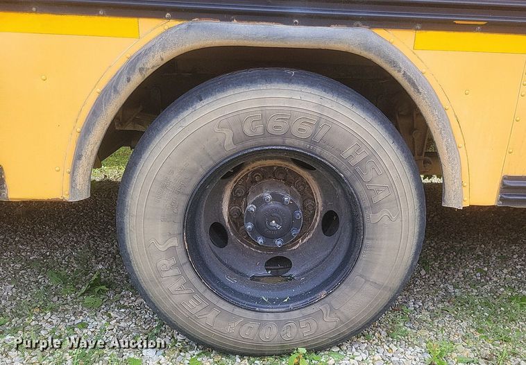 image for item DR4885 2007 Bluebird Vision school bus