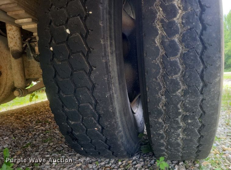 image for item DR4885 2007 Bluebird Vision school bus