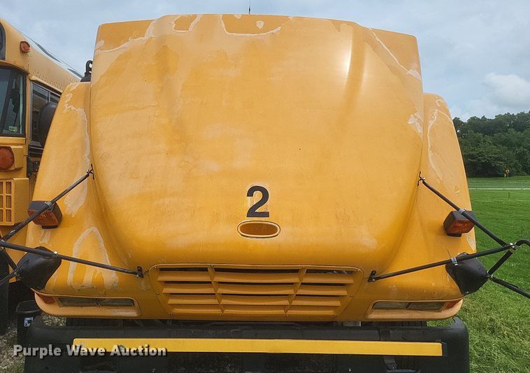 image for item DR4886 2006 Bluebird school bus