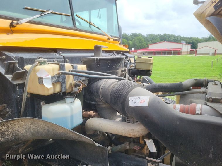 image for item DR4886 2006 Bluebird school bus