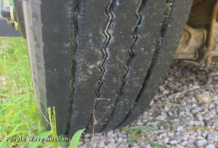 image for item DR4886 2006 Bluebird school bus