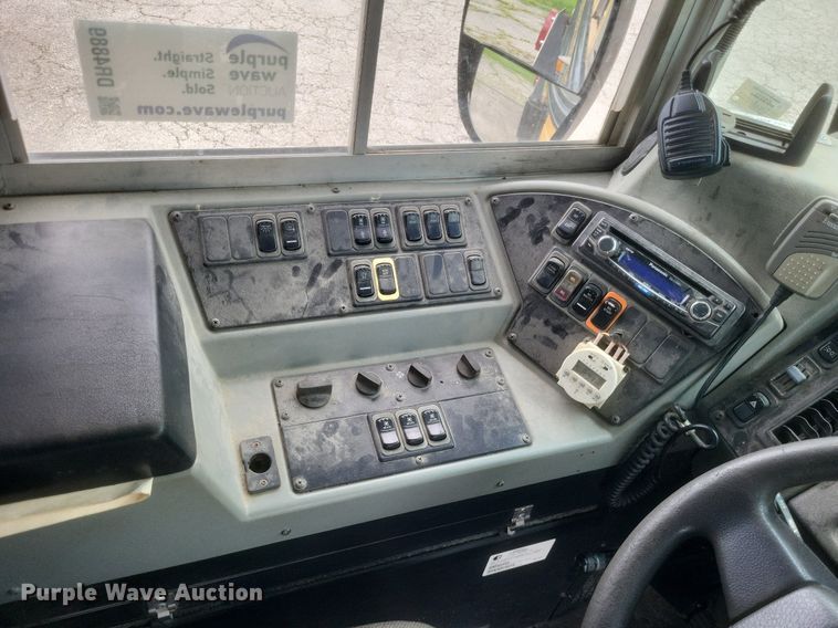 image for item DR4889 2009 Bluebird  Vision school bus