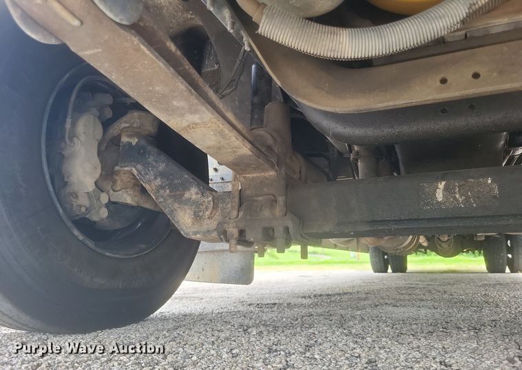 image for item DR4889 2009 Bluebird  Vision school bus