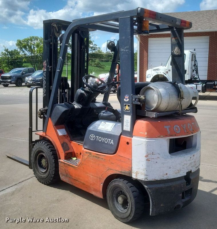 image for item DR4891 Toyota  7FGU15 forklift