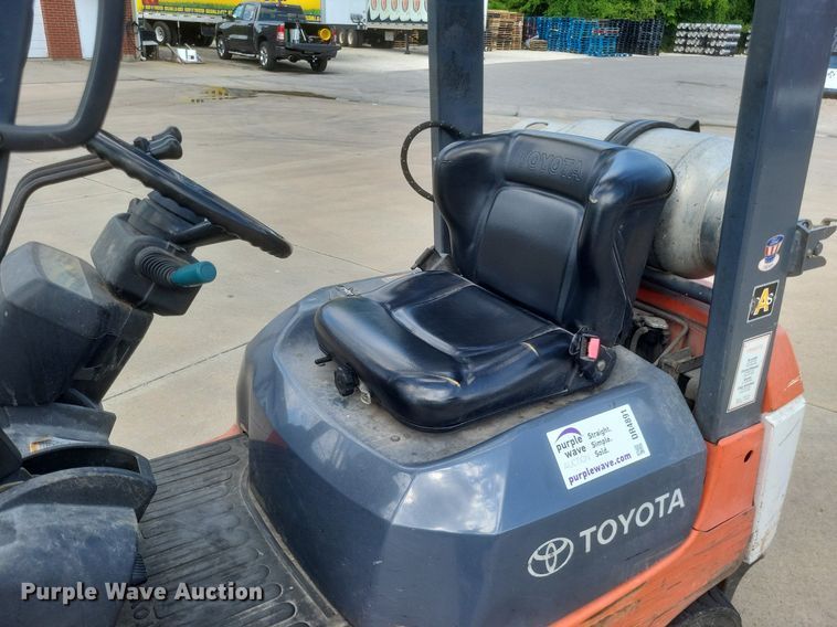 image for item DR4891 Toyota  7FGU15 forklift