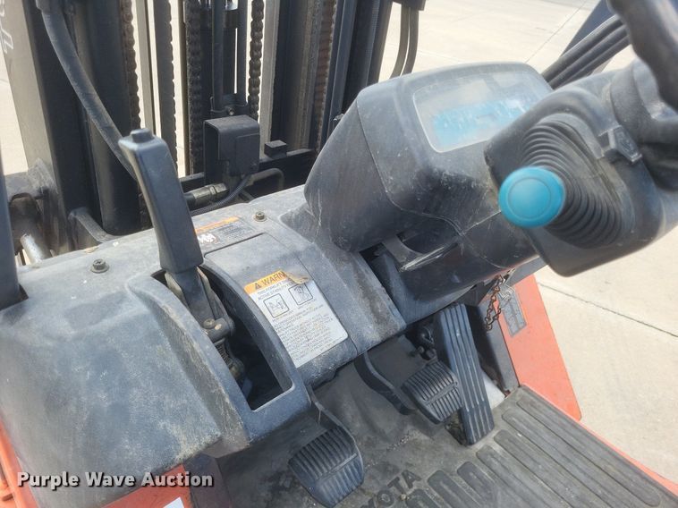 image for item DR4891 Toyota  7FGU15 forklift