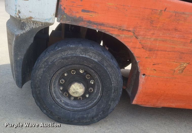 image for item DR4891 Toyota  7FGU15 forklift