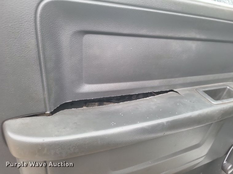 image for item DR4897 2011 Dodge  Ram 4500HD utility bed pickup truck