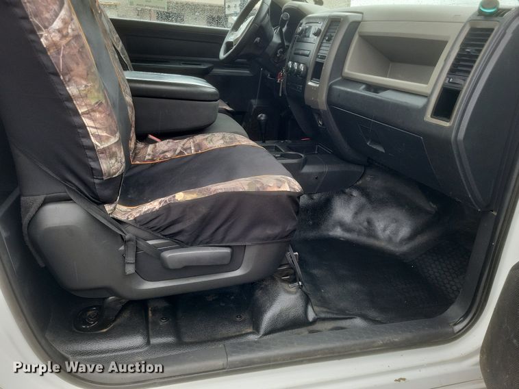 image for item DR4897 2011 Dodge  Ram 4500HD utility bed pickup truck