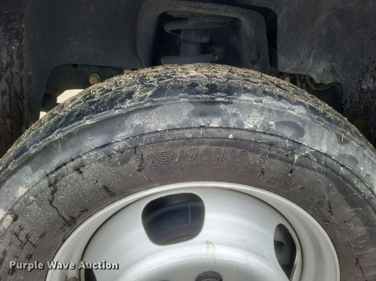 image for item DR4897 2011 Dodge  Ram 4500HD utility bed pickup truck