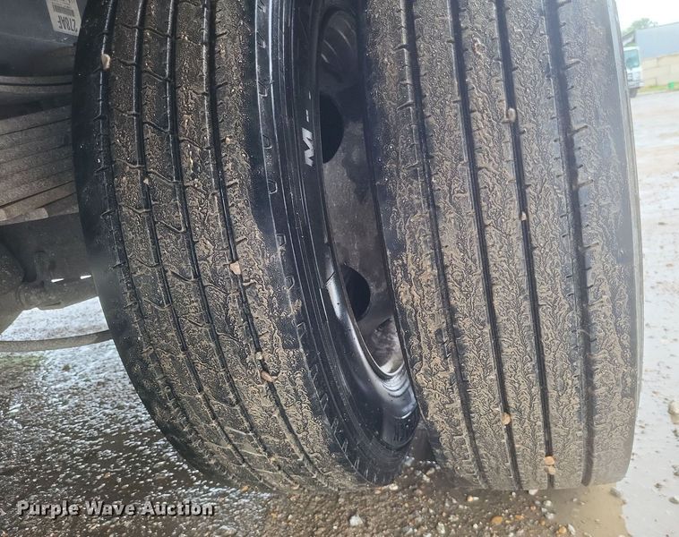 image for item DR4897 2011 Dodge  Ram 4500HD utility bed pickup truck