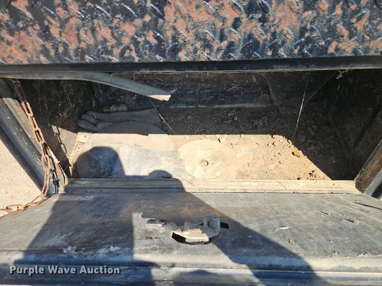 image for item DR8740 Knapheide  flatbed 