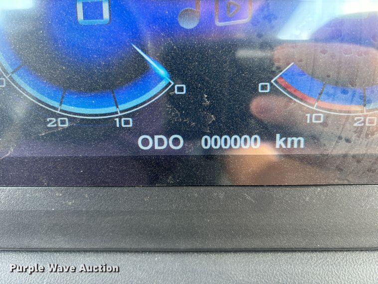 image for item DS2499 2024 VIP EV EV60V-6 golf cart