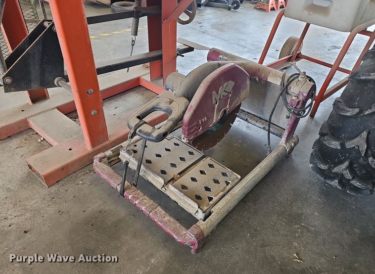 image for item DS4660 (3) masonry saws