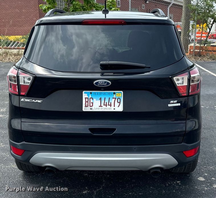 image for item DV5810 2017 Ford  Escape SE SUV