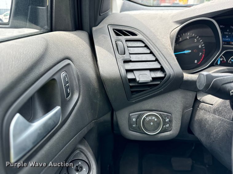 image for item DV5810 2017 Ford  Escape SE SUV