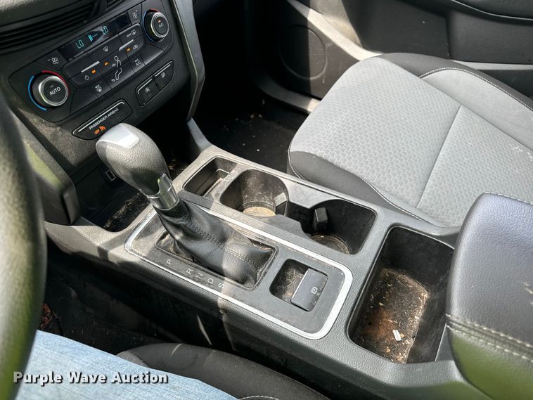 image for item DV5810 2017 Ford  Escape SE SUV