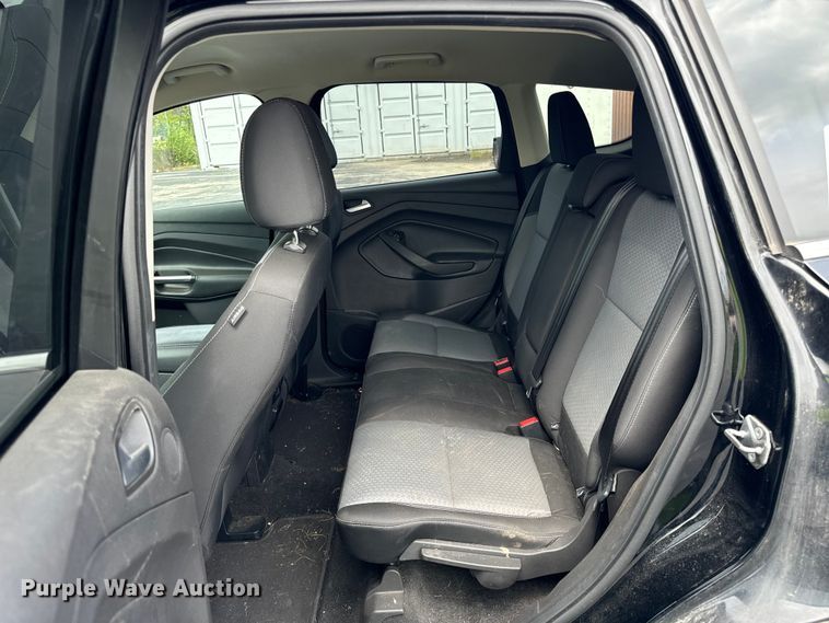 image for item DV5810 2017 Ford  Escape SE SUV