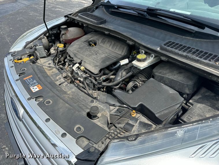 image for item DV5810 2017 Ford  Escape SE SUV