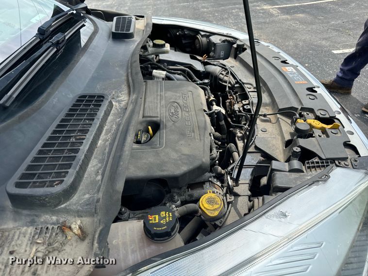 image for item DV5810 2017 Ford  Escape SE SUV