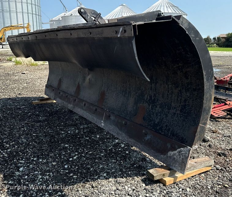 image for item DV5830 11' snowplow