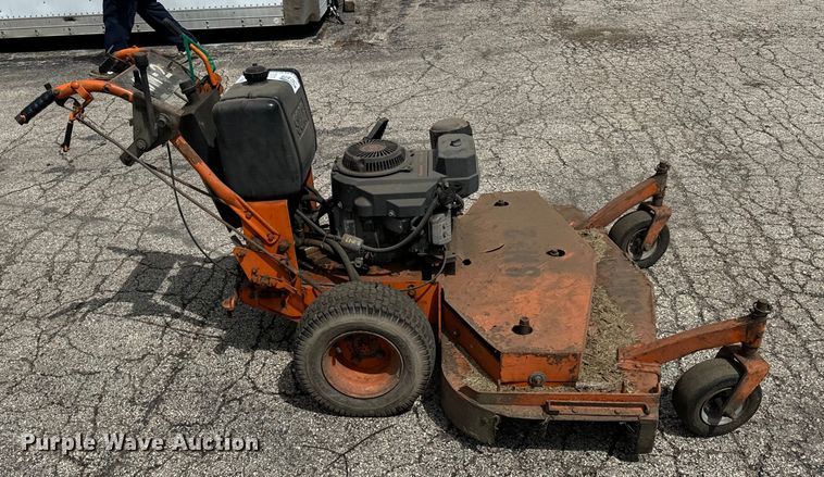 image for item DV5860 Scag lawn mower